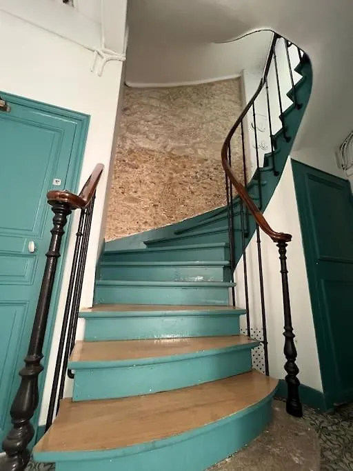 Studio Fonctionnel Neuf Paris France